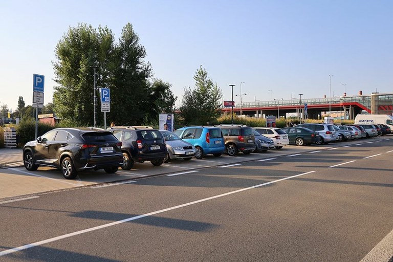 parkování u svinovského nádraží